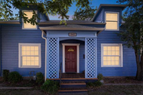 The Old Downtown Historic Grand Prairie House home